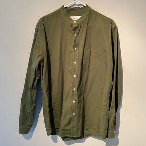 Schnayderman’s Collarless Army Green Oxford